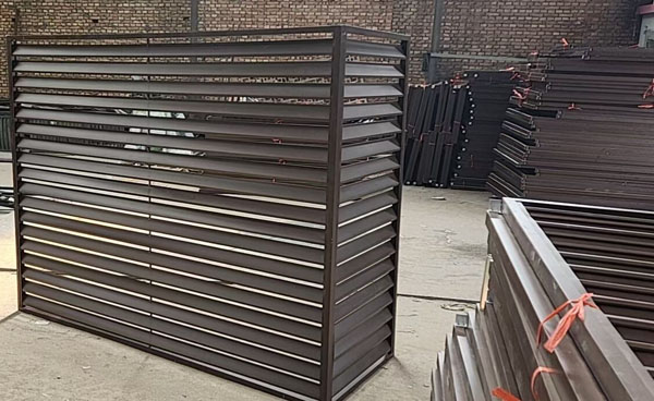 鋅鋼百葉窗廠家生產環境